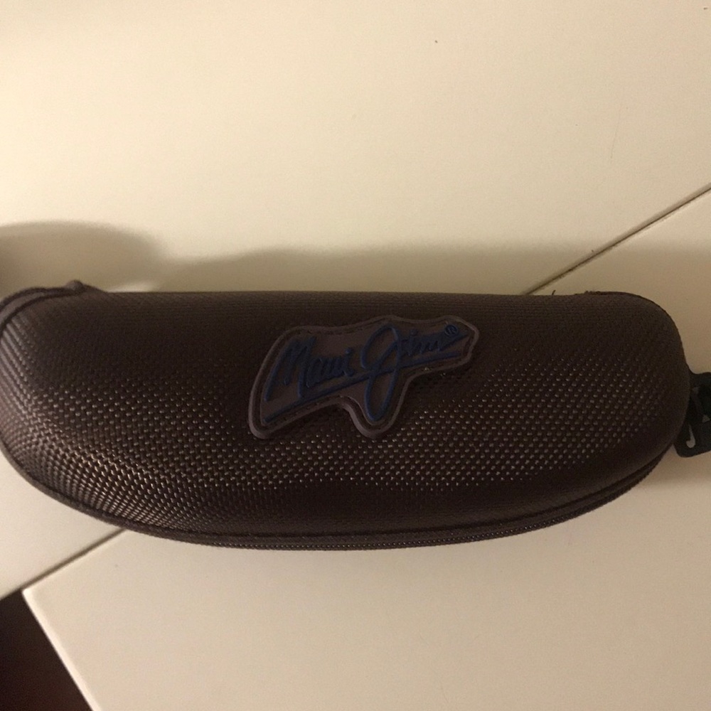 Maui Jim sun glass/glasses case
